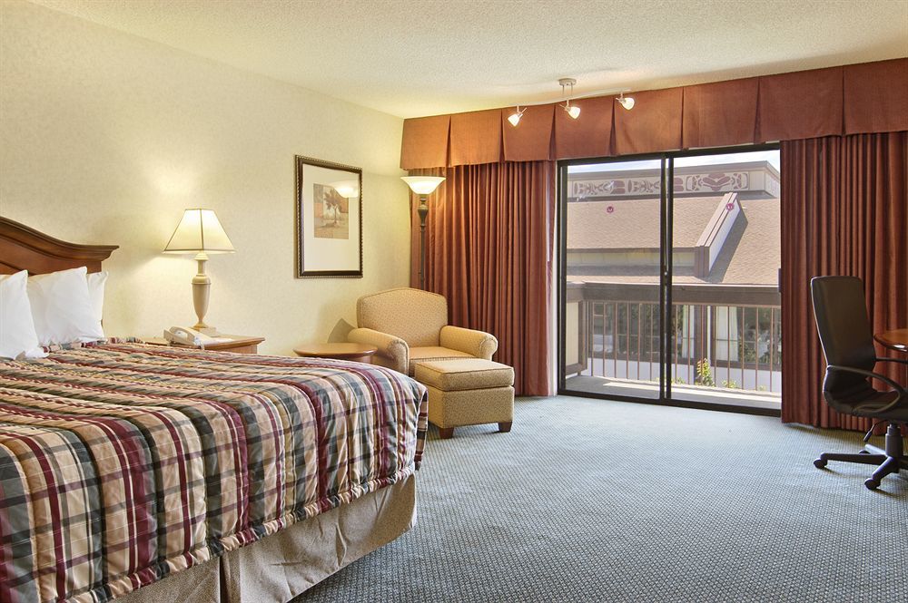 Red Lion Hotel Wenatchee City Center Habitación foto